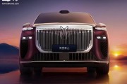 华为最新乾崑智驾:岚图泰山 SUV 车型将于明天公布内饰信息