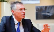 全球第四大汽车集团前CEO放言：10年后可能没有特斯拉