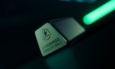 1999元 雷蛇旋风黑鲨V3专业版头戴耳机发布 无线也0延迟